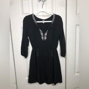 Forever 21 Size Small Black & White Tassel Detail Dress